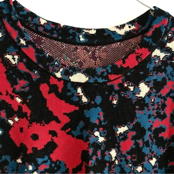 Floral Patterned Dress - Picture 5 of 10